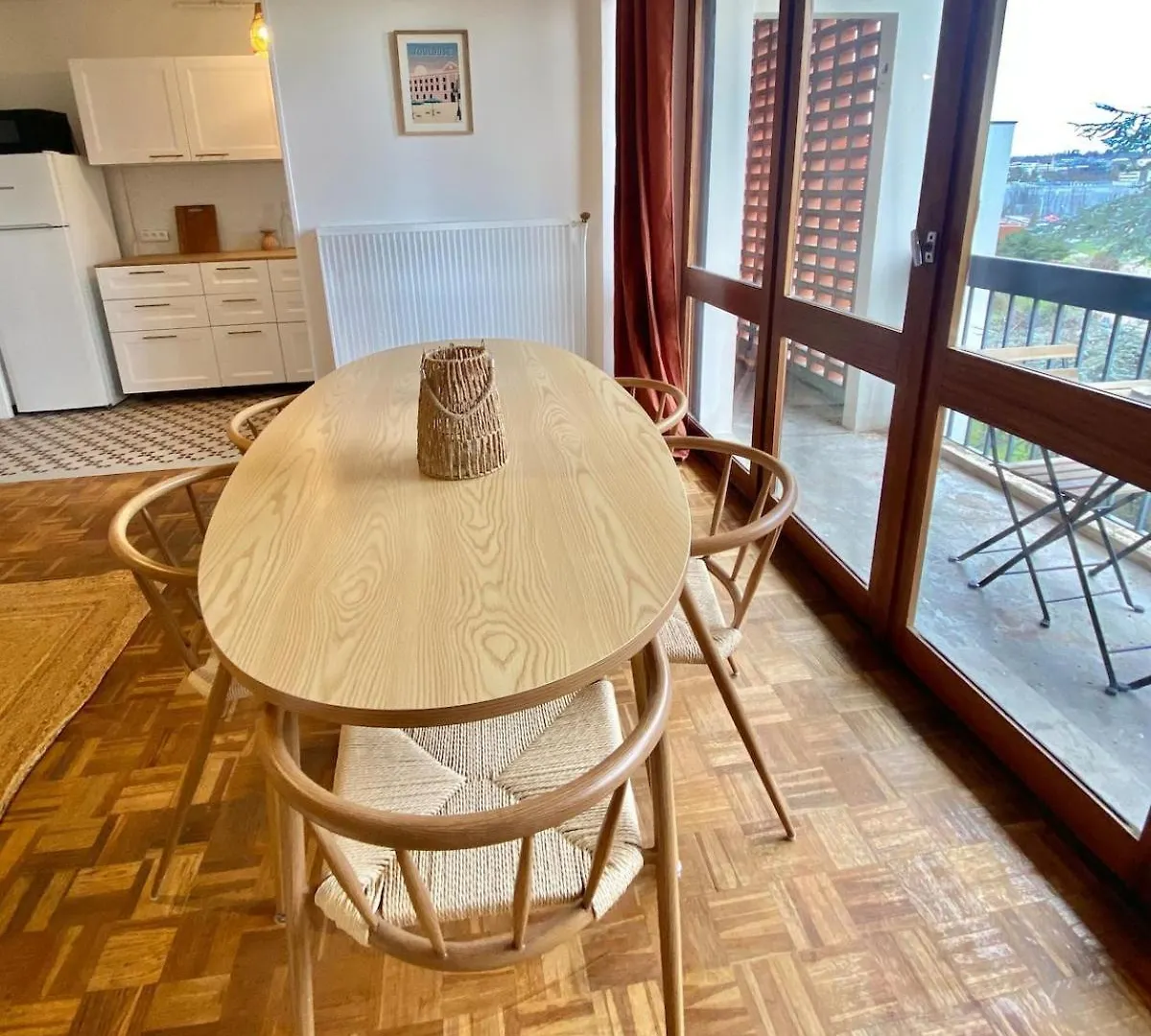 Apartment 6-People Top Floor Appart, Calm, Metro Toulouse France